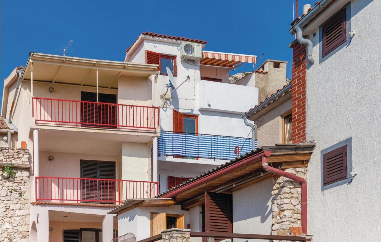 Stunning Home In Punat With Kitchen Стара Башка Екстер'єр фото